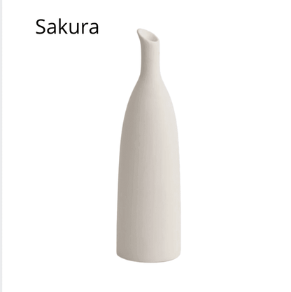 Vasi in ceramica in tonalità neutre